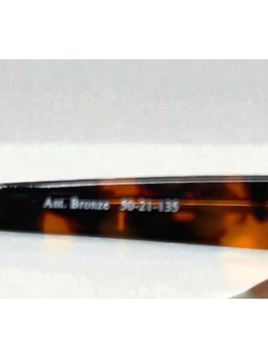 Misura Hong Kong Retro Oval Aviator Sunglasses With Gradient Lenses & Case